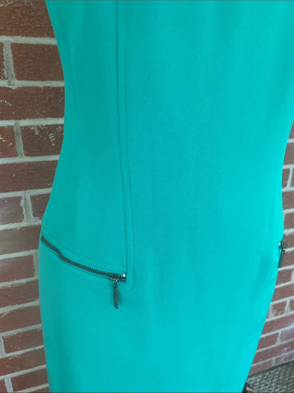 Emerald Green Kasper dress - Picture 3 of 7